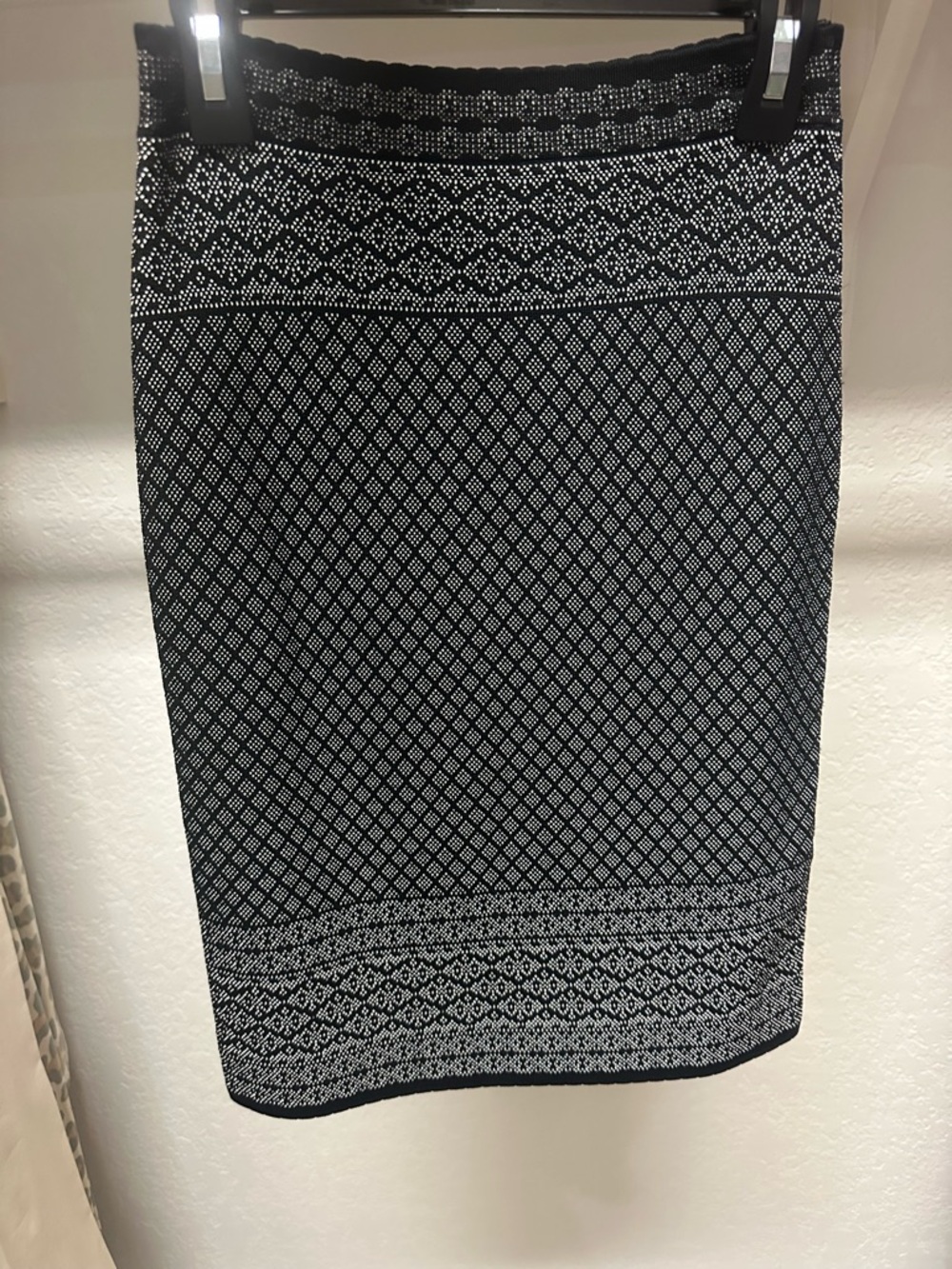 BCBGMaxAzria Black and White Geometric Knit Pencil Skirt